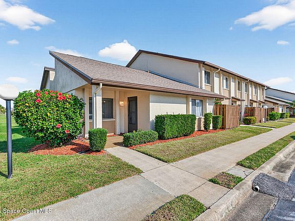 4th image of 2250 Golf Isle Dr APT 501