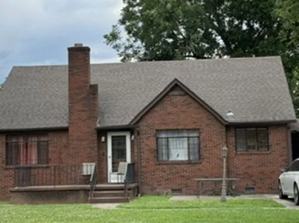 207 Memorial Dr SW, Decatur, AL 35601