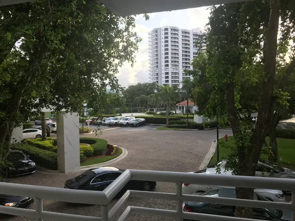 3300 NE 192nd St, Aventura, FL