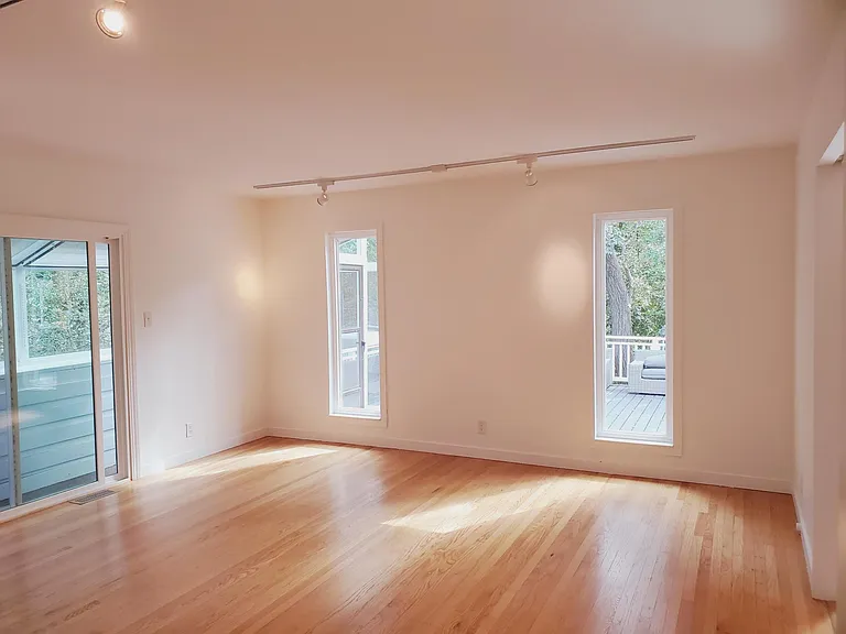 4111 Hidden Valley Rd — Photo 3