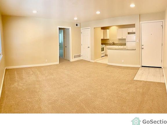 3rd image of 1123 Borregas Ave