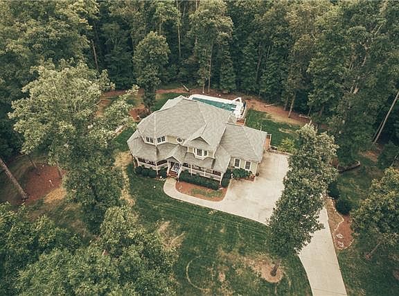 2nd image of 1154 Waxwing Cir