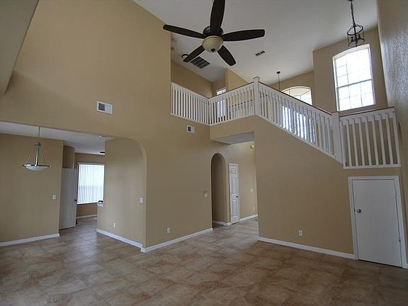 3rd image of 13904 Vista Del Lago Blvd