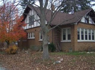305 Church St, Kouts, IN