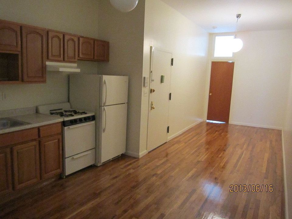 1st image of 311 Jefferson St #C2