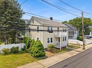 9 Billings St, West Roxbury, MA 02132