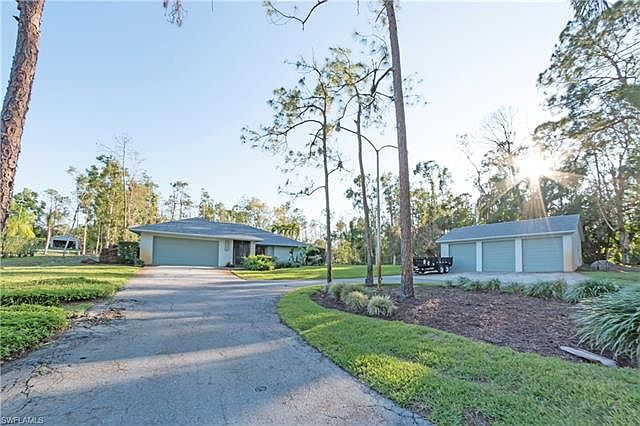 1st image of 6870 Bottlebrush Ln