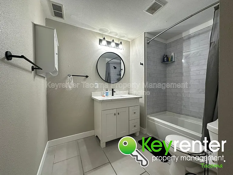 1520 S 56th St #1 — Photo 7