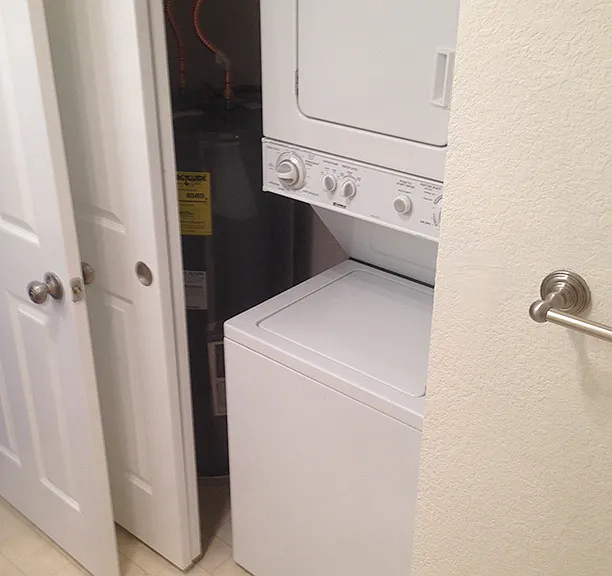 Edmonds Crest Apartments — Photo 8