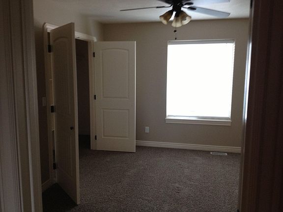 4th image of 446 W 6th S APT 606