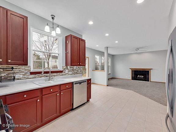 5th image of 1545 Schafer Ave
