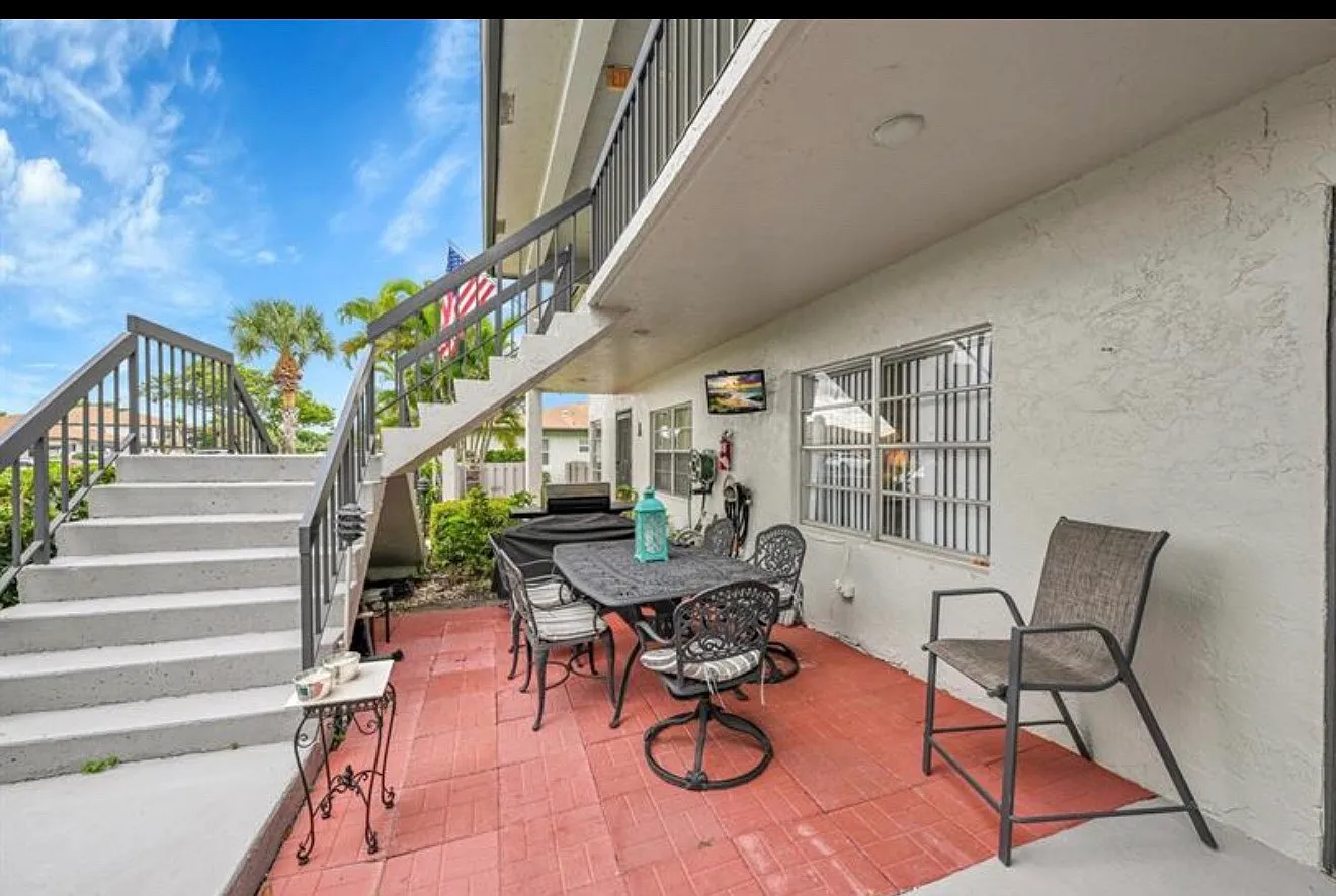 2 bed, 1205 sqft, $2,450 — Photo 2
