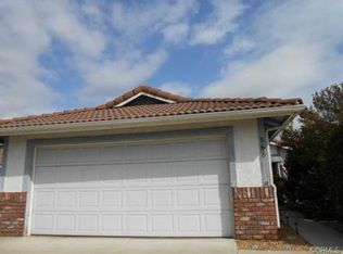 868 Zephyr Cir, Hemet, CA 92543