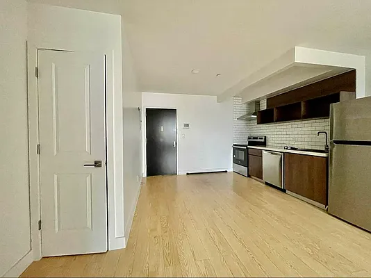 Rented by Oxford Property Group | media 5