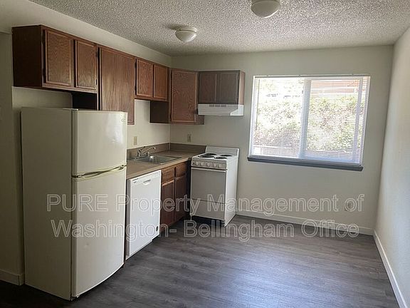 2nd image of 1506 Lincoln St #1