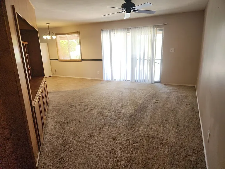 4330 W Royal Palm Rd — Photo 3