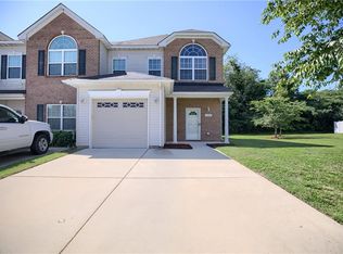 7556 Villa Ct, Gloucester Point, VA 23062