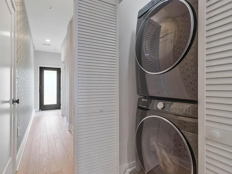 1151 Oates St NE #2 — Photo 28