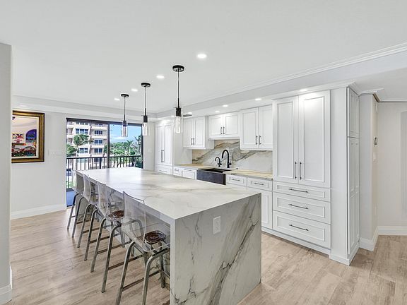 5th image of 840 S Collier Blvd Unit 402