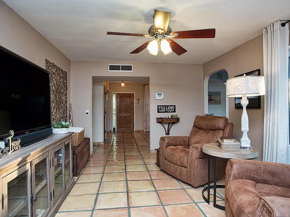 3rd image of 10325 E Camino Tesote