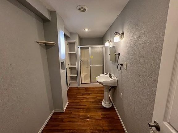 4th image of 1621 Bayou Dr