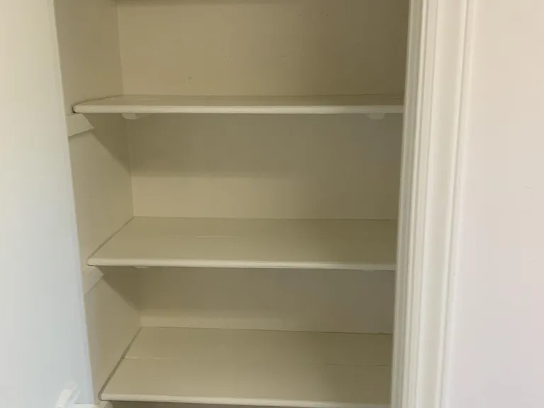 Good pantry in kitchen area