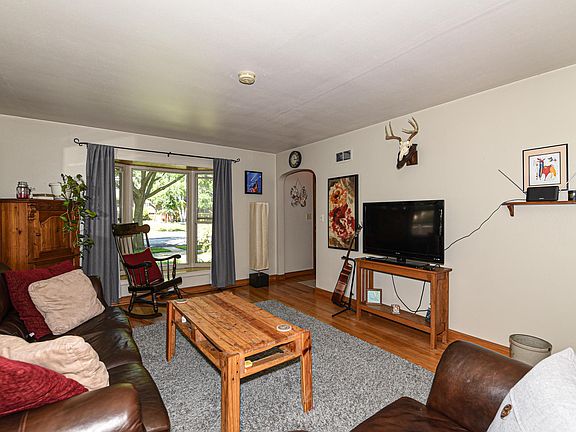 5th image of 3266 S Logan Ave #3266A