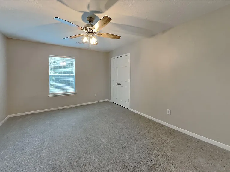 22022 Willow Downs Dr — Photo 9