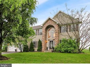 30 Fuji Dr, Leesport, PA 19533