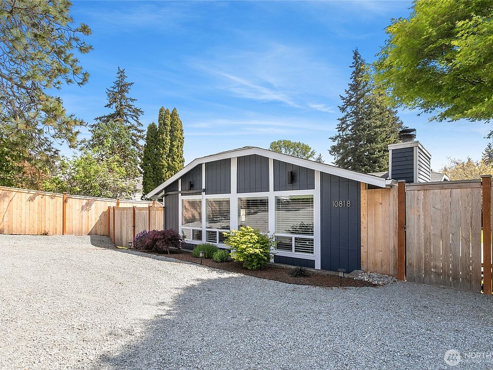 1st image of 10818 31st Avenue SW