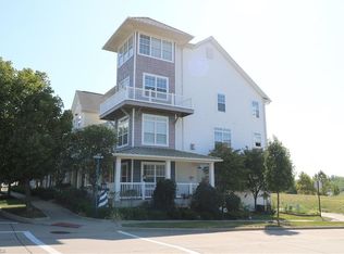 400 Driftwood Dr, Lorain, OH 44052