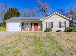 8931 John David Dr, Mascot, TN 37806