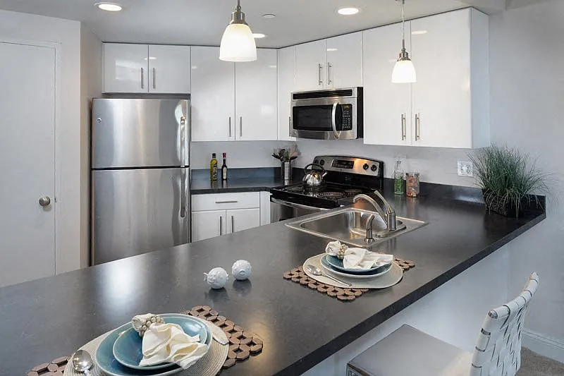 Soundview Apartments