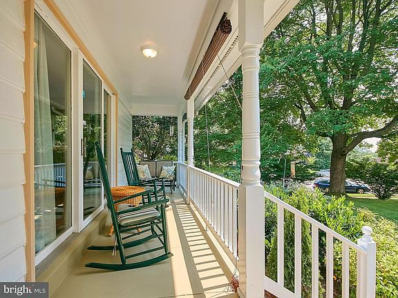 4th image of 7711 Lookout Ct