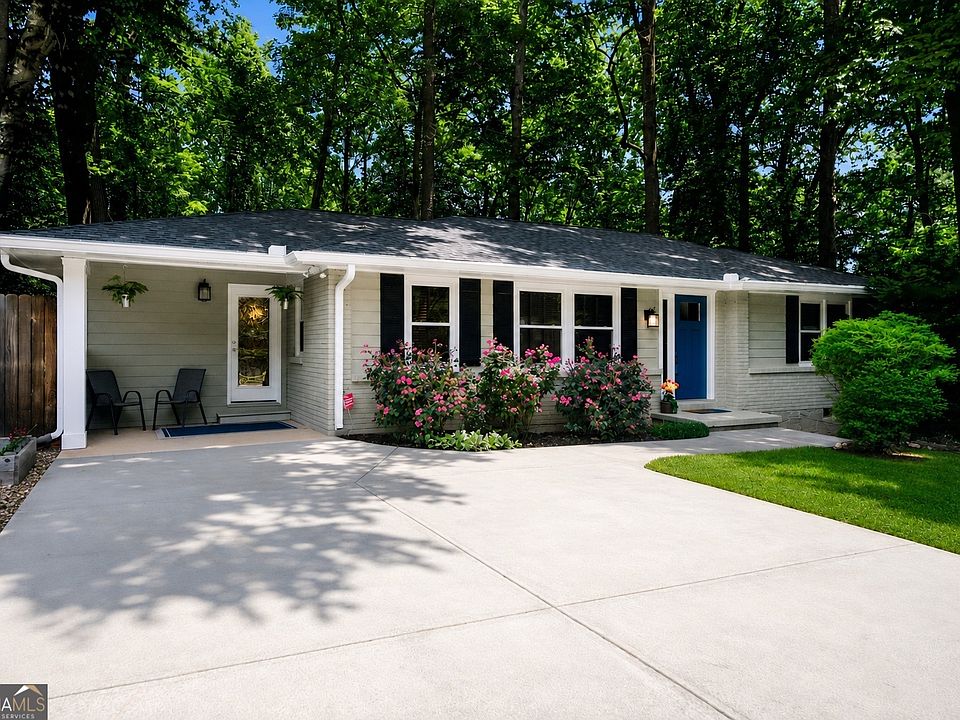 1st image of 2656 Harrington Dr