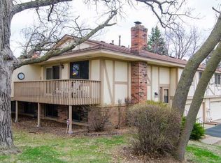 7621 Zinnia Way N, Maple Grove, MN 55311