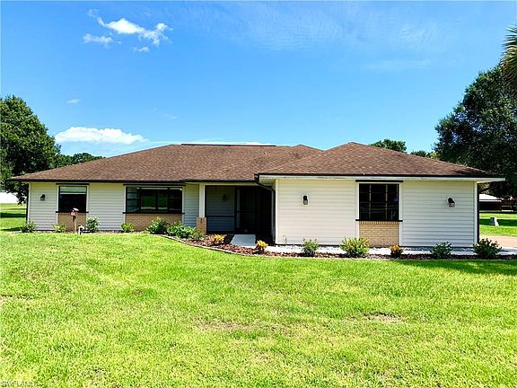 4th image of 3213 River Grove Cir