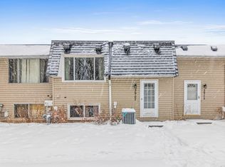 3907 Conroy Trl, Inver Grove Heights, MN 55076