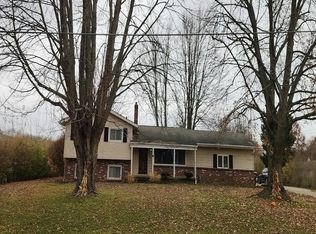 42650 Adelbert St, Elyria, OH 44035