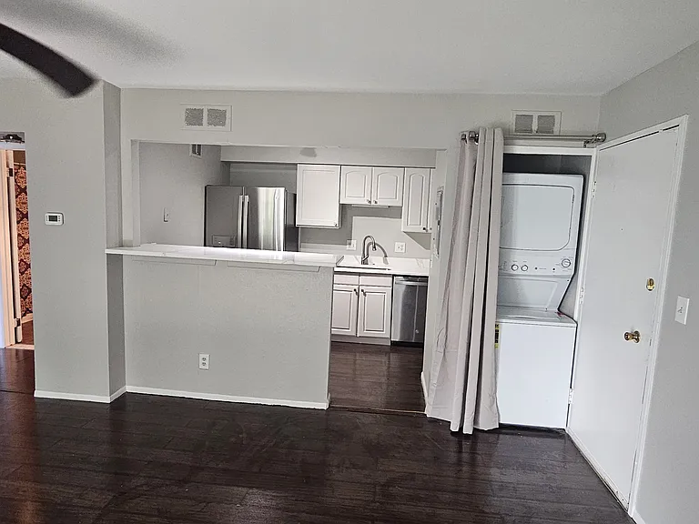 Shiawassee Cir — Photo 4