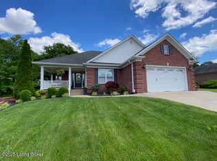 117 N Howard St, Bardstown, KY 40004