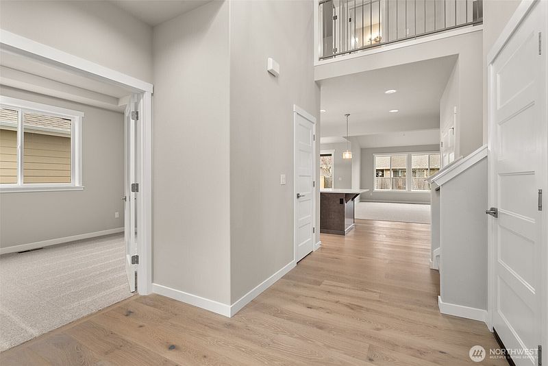 5th image of 9644 7th Way SE