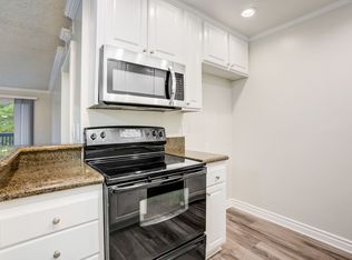 Harbour Lights Resort Apartments, Huntington Beach, CA 92649