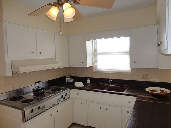 5th image of 6099 N Akron Dr