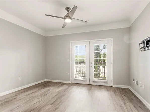 2700 Pine Tree Rd NE Unit 2303, Atlanta, GA 30324