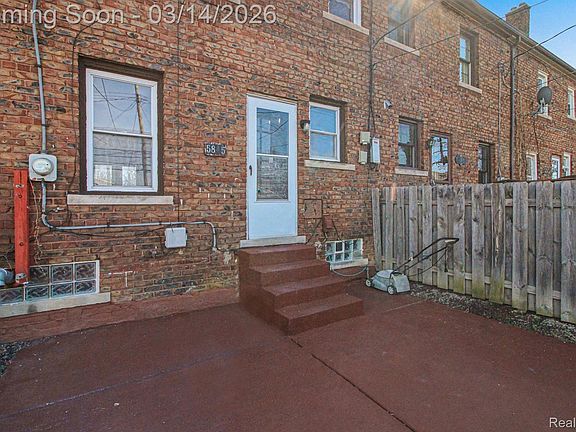 2nd image of 5845 Miller Rd