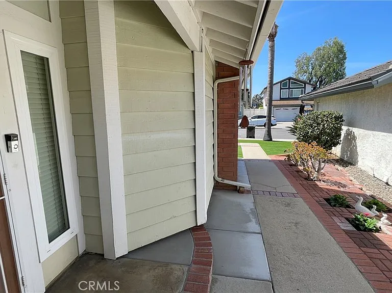 2085 Arbor Cir — Photo 55