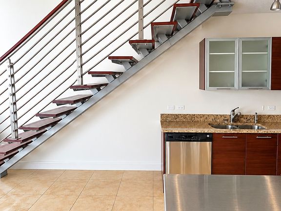 2nd image of 41 SE 5th St APT 612