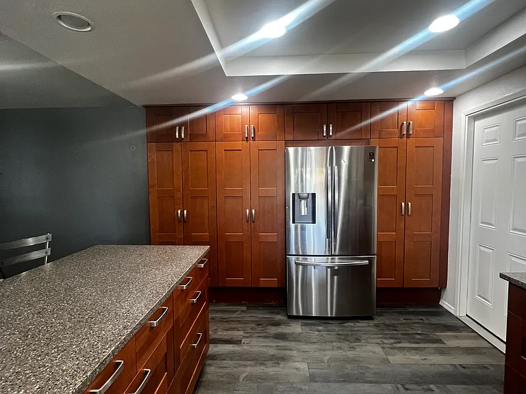 6604 Reservoir Ln — Photo 2