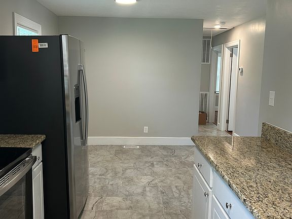 4th image of 204 Church View Dr